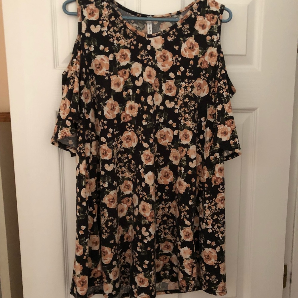 Cold Shoulder Floral Tunic